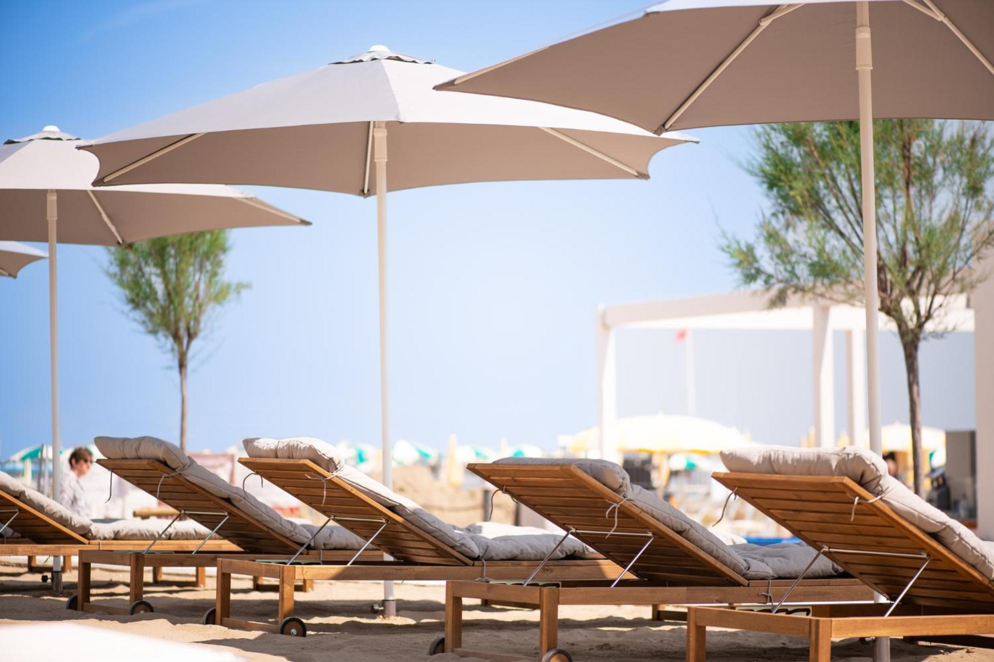 Hotel Capanni Bellaria-Igea Marina Eksteriør billede